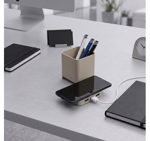 Настольный органайзер Cubic с функциями USB-хаба и беспроводной зарядки